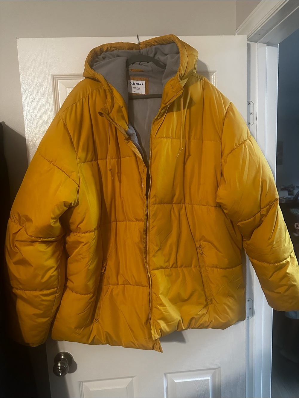 Old navy puffer